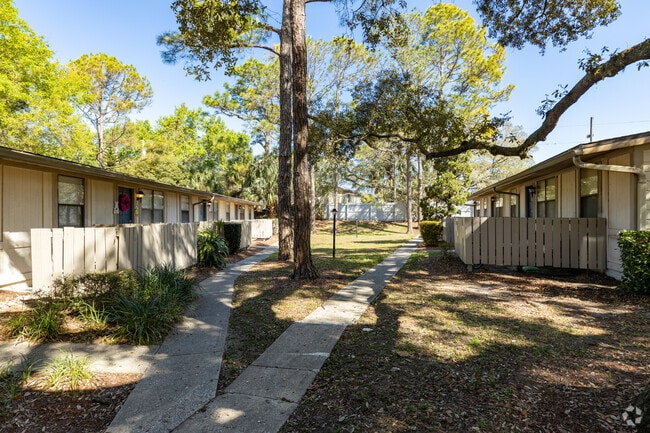 Photo - The Cottages @ Clermont