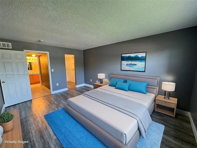 Photo - 3710 NW 21st St Unit 111