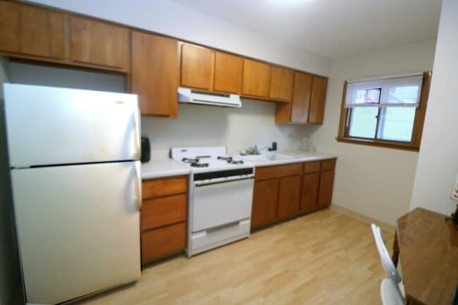 Photo - 220 Griffing Ave