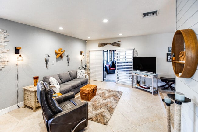 Building Photo - 7199 Blanquilla Ct Unit SI ID1545910P