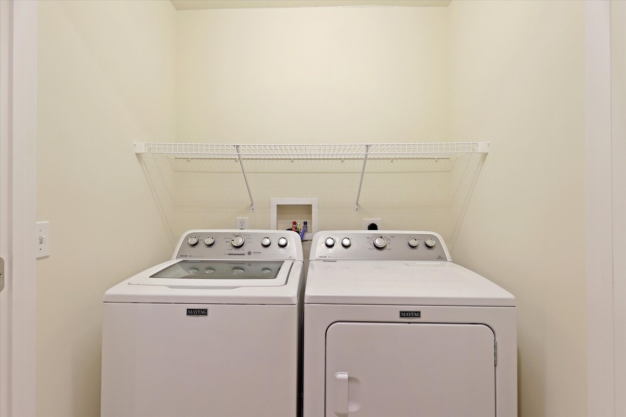 Floor Plan - 3 Bed 2.5 Bath