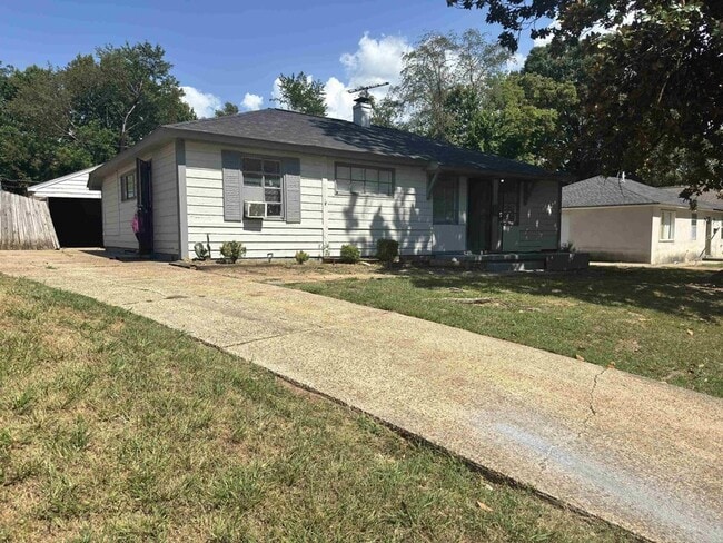 Photo - 1770 Sugarloaf St