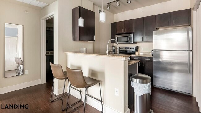 Photo - 7500 I-35 Unit 827