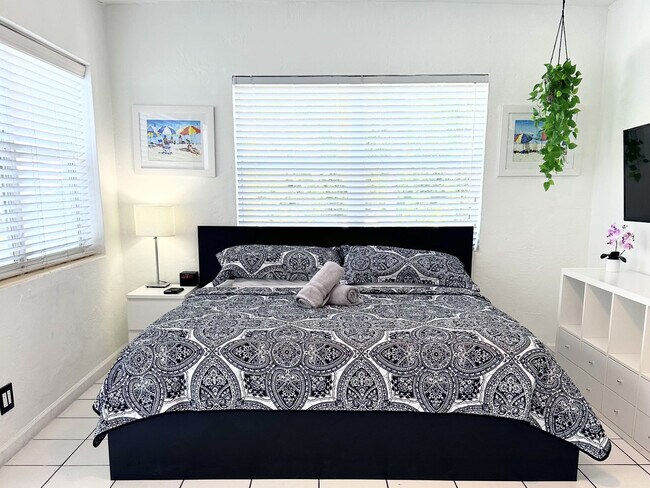 Photo - 322 Oregon St Unit FL2-ID1034662P