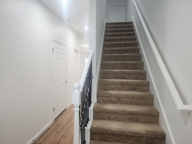 Photo - 6719 Roanoke St Unit A