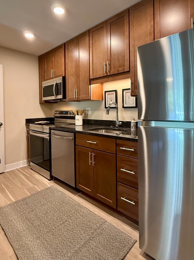 Abby Kitchen - St. Andrews Apartments