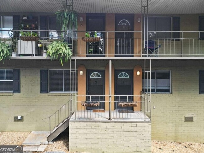 Photo - 520 Park Ave SE Unit 7