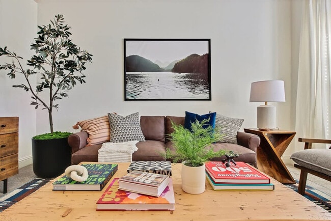 Building Photo - 14498 W Sedona Dr Unit ID1250660P