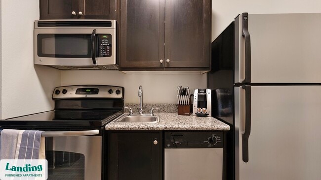 Photo - 1430 NW Pettygrove St Unit C406