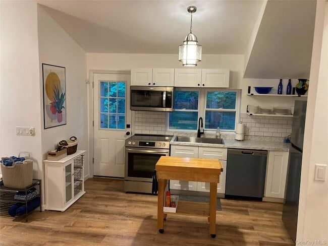 Photo - 20 Gabriel Mills Rd