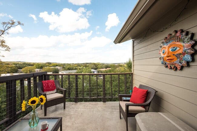 Photo - 2205 Spring Creek Dr Unit ID1054227P