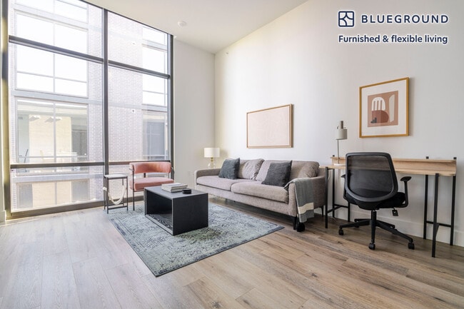 Building Photo - 1155 Barton Springs Rd Unit FL6-ID329