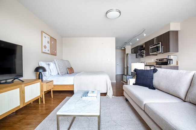 Photo - 215 10th Ave E Unit ID2543A