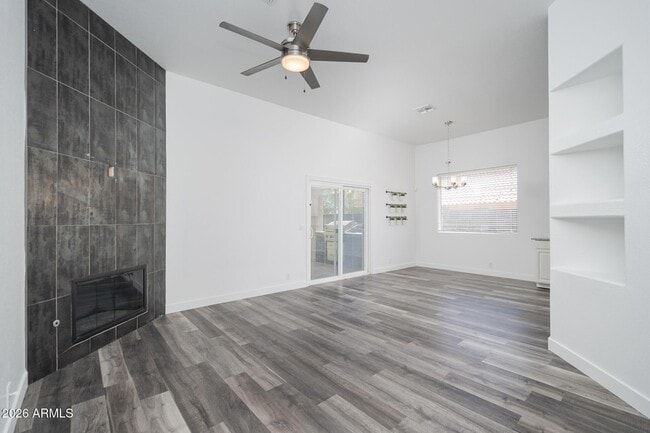 Photo - 18031 N 15th Pl