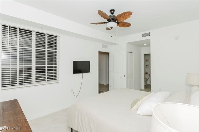 Photo - 5651 Double Eagle Cir Unit 4316