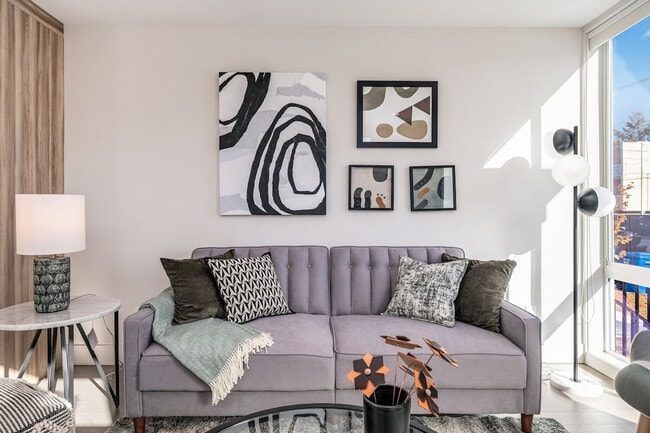 Building Photo - 4205 Evanston Ave N Unit ID1036016P