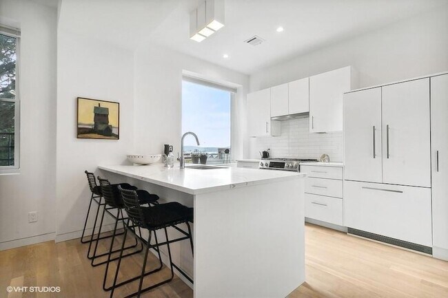 12 Main St Townhome Irvington - Image