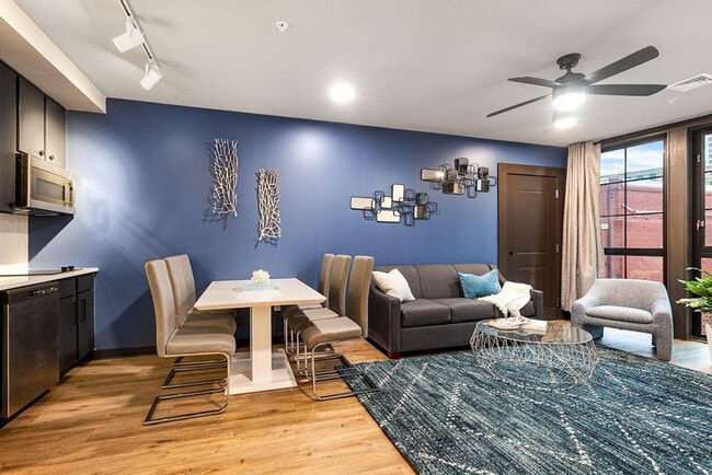 Building Photo - 611 Commerce St Unit ID1267096P