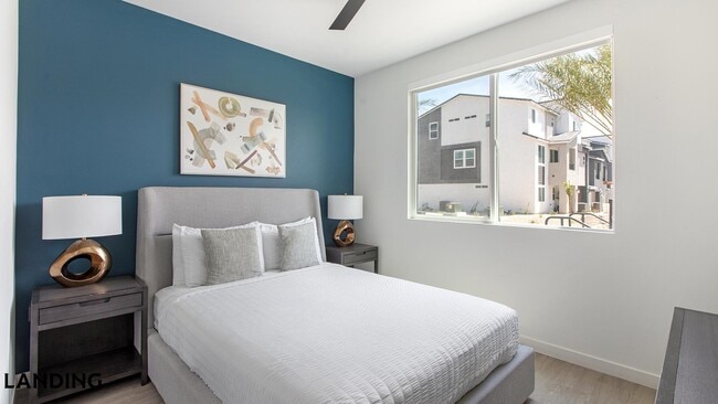 Photo - 9235 W Russell Rd Unit 208