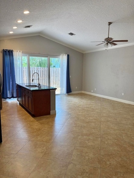 Photo - 3125 Shelby Way
