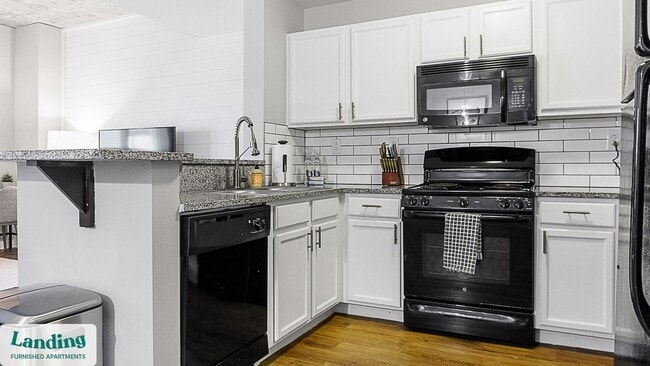 Photo - 335 W 9th St Unit 518.1403804