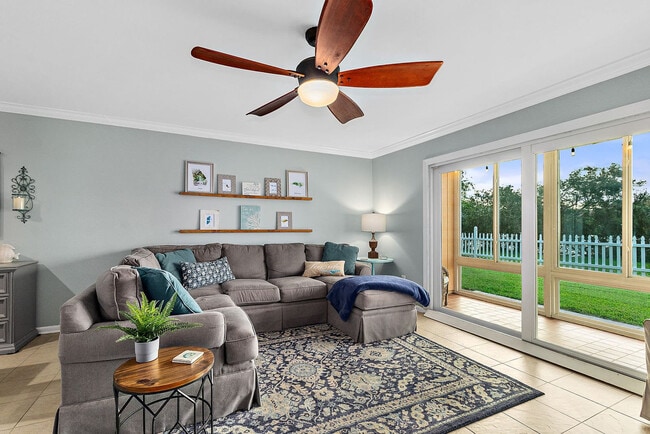 Building Photo - 11 Oceanside Dr Unit ID1281984P