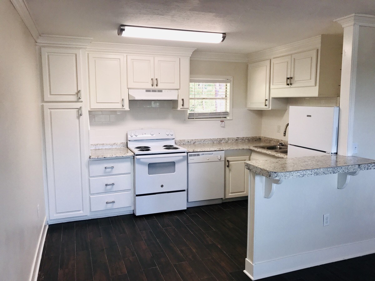 The Hub on 4th - The Hub on 4th