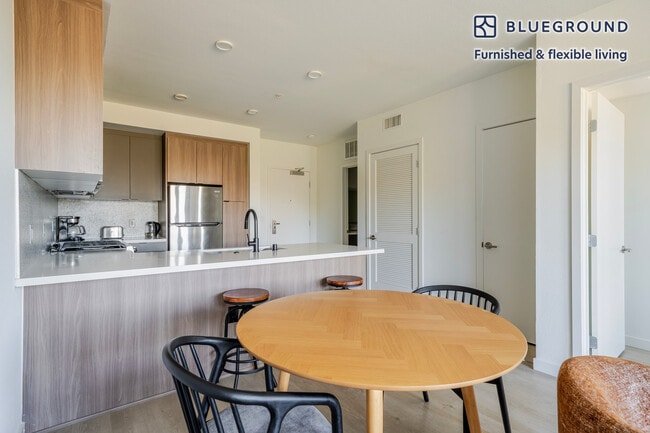 Photo - 310 Del Sol Dr Unit FL5-ID55