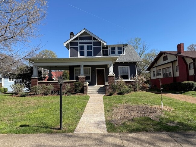 Photo - 206 Eveningside Dr