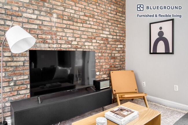 Photo - 20 Prince St Unit FL2-ID905