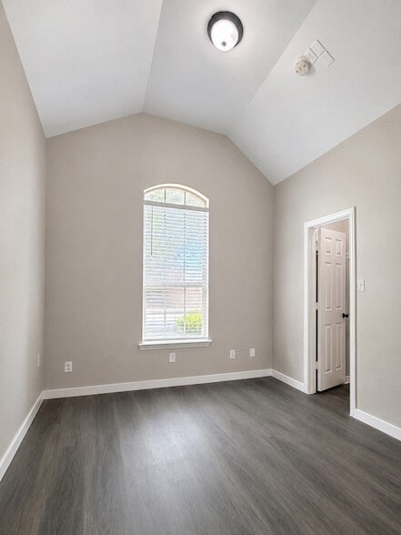 Photo - 1501 Toucan Dr