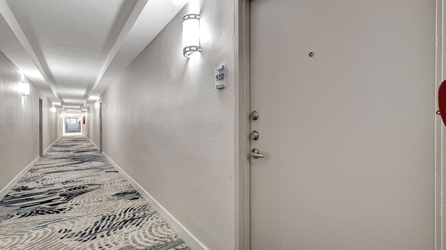 Photo - 3000 S Ocean Dr Unit 920