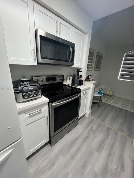 Photo - 9811 Westview Dr Unit 922