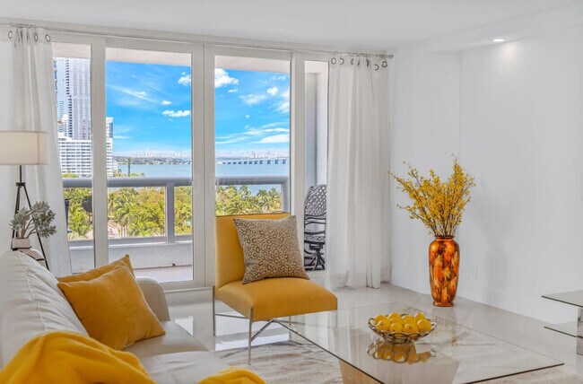 Photo - 1717 N Bayshore Dr Unit SI ID1054099P