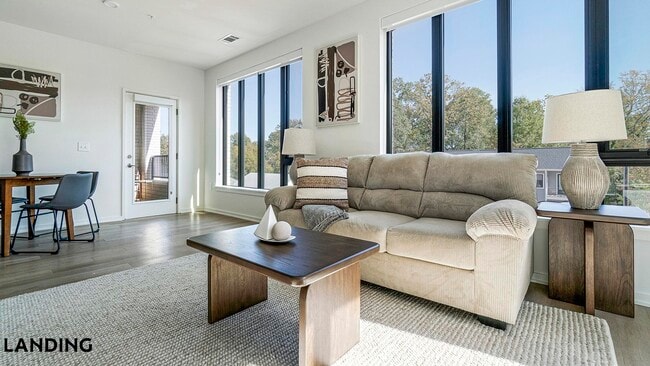 Photo - 318 W Corporation St Unit 1-220