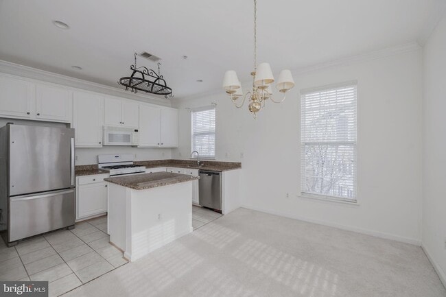 Photo - 5108 English Terrace Unit 104