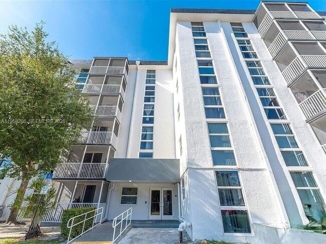 Photo - 16851 NE 23rd Ave Unit A217