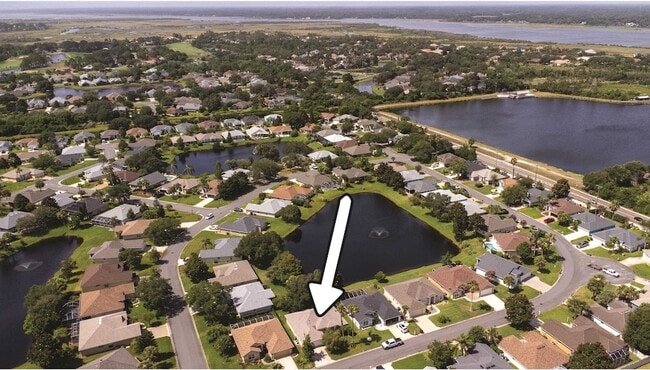 Photo - 957 Windward Way