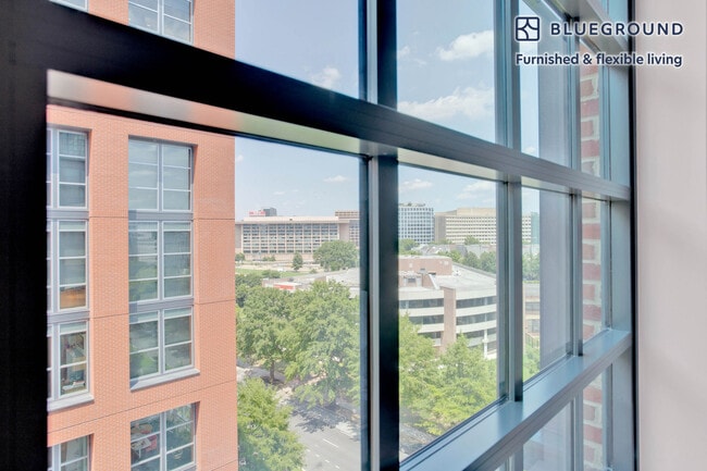 Photo - 770 Maine Ave SW Unit PL FL9-ID563