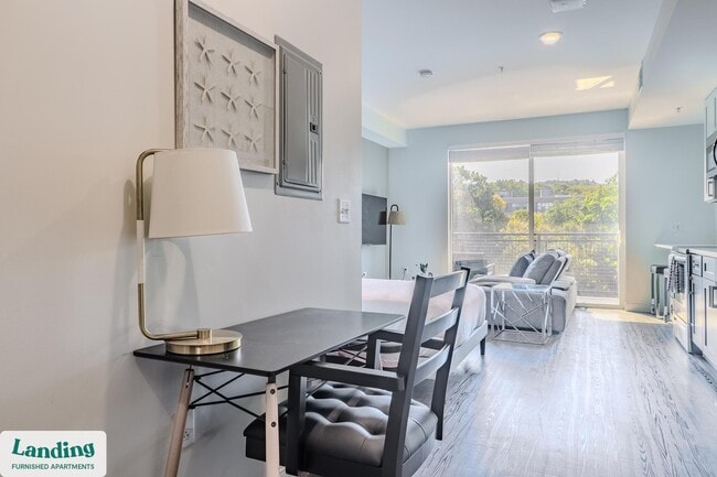 Photo - 210 E Green St Unit 716.1410573