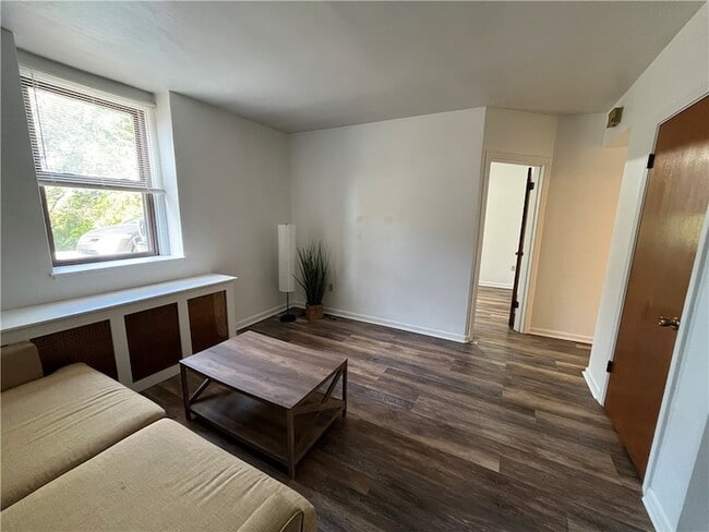 Photo - 1601 Hillsdale Ave Unit 2