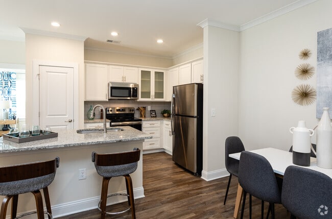 2BR, 2BA - 1188sf Canterbury- Dining Area - The Retreat at Fuquay-Varina