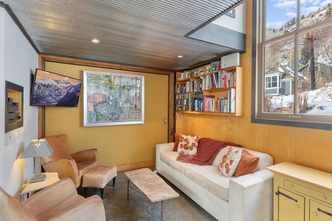 Photo - 216 E Galena Ave Unit ID1324990P