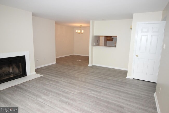 Building Photo - 1794 Bayley Ln