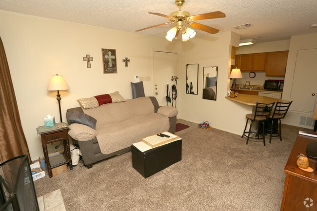 A1- 1 Bedroom 1 Bath Small - Quail Creek Apartments and Duplexes