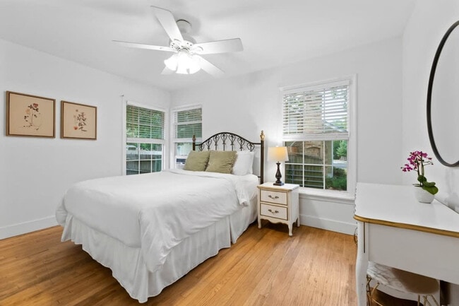 Photo - 4501 Banister Ln Unit ID1254580P