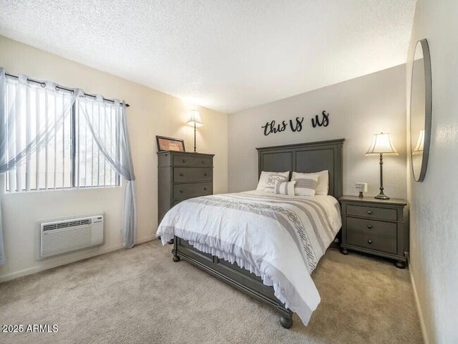 Photo - 2305 E Main St Unit 2