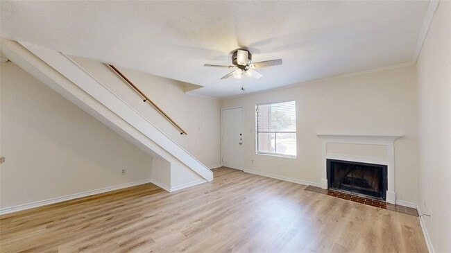 Photo - 904 University Oaks Blvd Unit 80