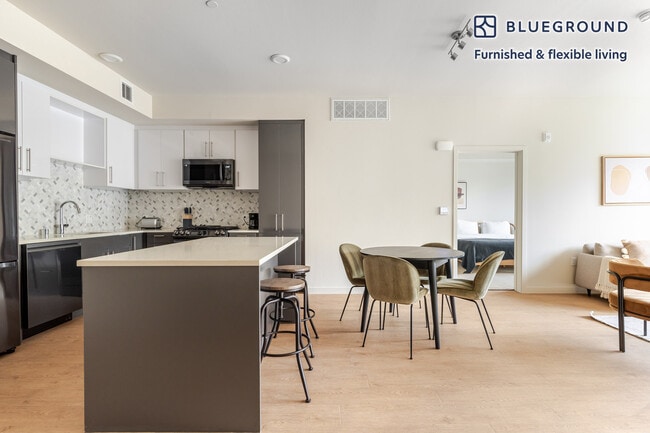 Photo - 240 W MacArthur Blvd Unit FL3-ID1815