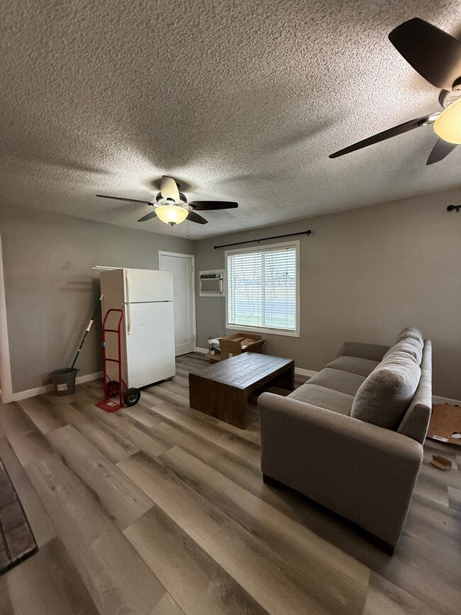 Photo - 600 NE 3rd St Unit SI ID1473538P